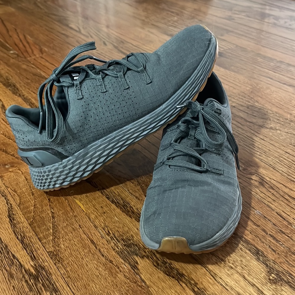 NOBULL Grey Gum Ripstop Runner (Womens size 8.5)